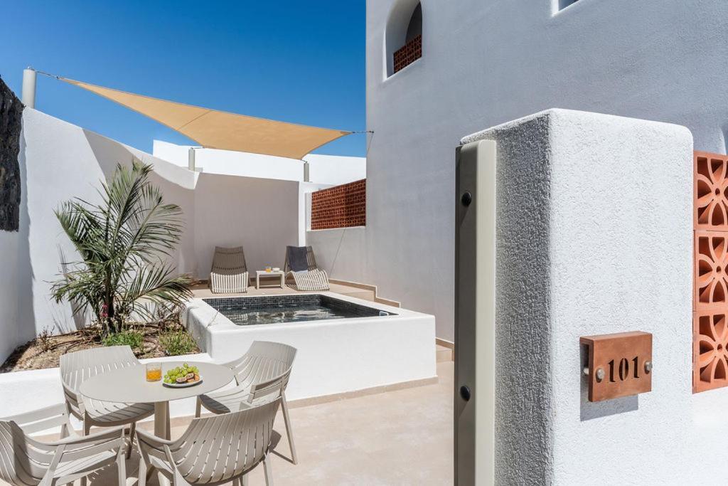Peranosa The Residency Lejlighedshotel Agios Georgios  Eksteriør billede